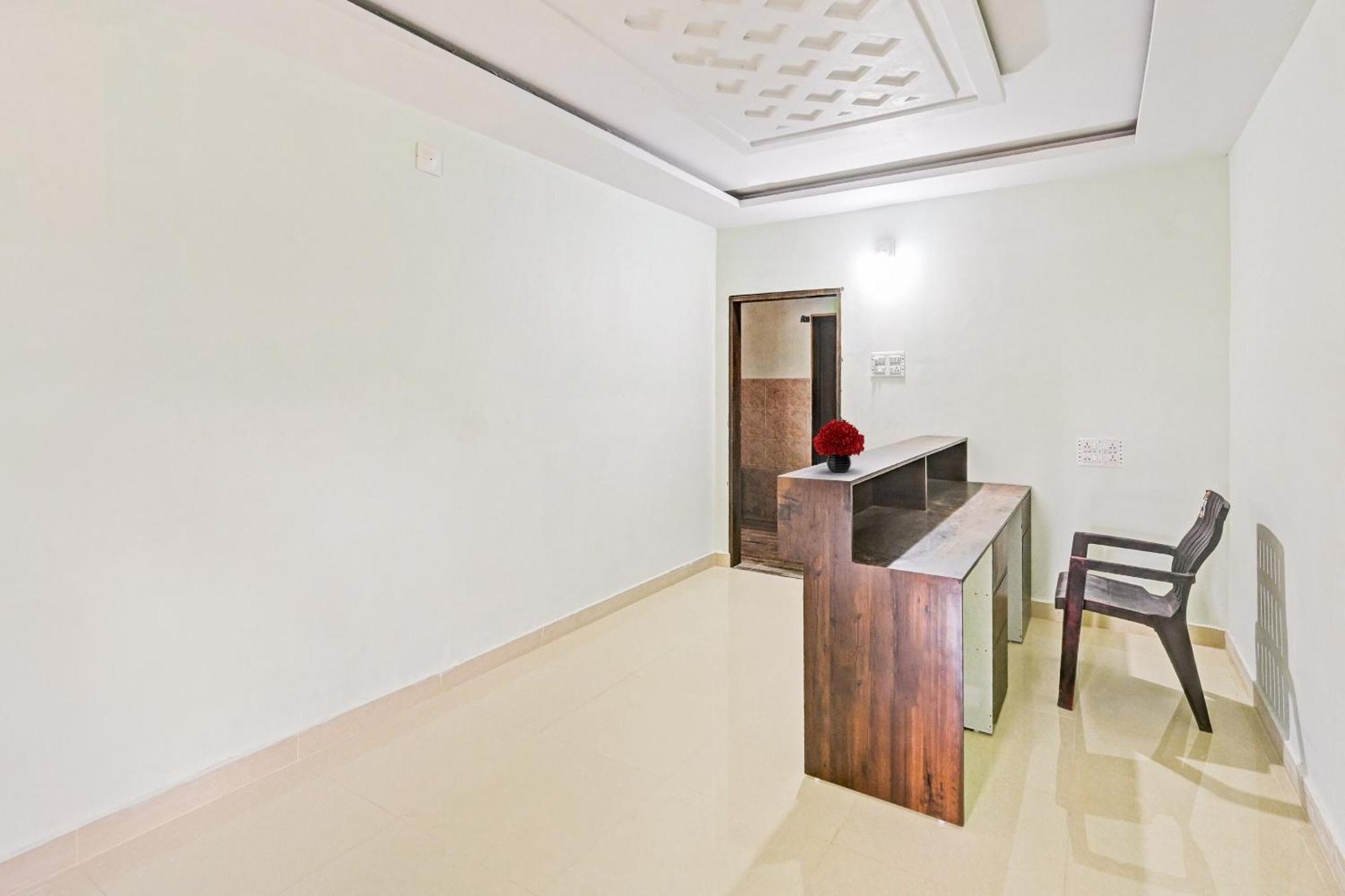Hotel O Vrk Residency Kurmannapalem Luaran gambar