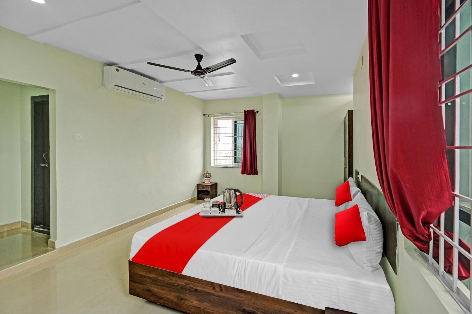 Hotel O Vrk Residency Kurmannapalem Luaran gambar